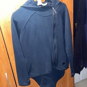 Nike Women’s Tech Fleece Cape Fleece Jacket Black